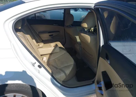 2011 Honda Accord 2.4 Se from USA, damaged, VIN 1HGCP2F67BA025749